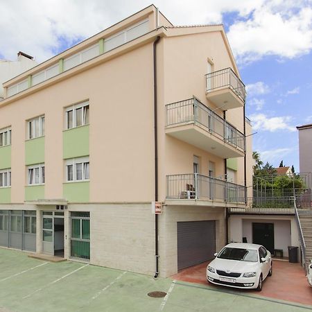Amigo Comfort Apartments Σπλιτ Εξωτερικό φωτογραφία