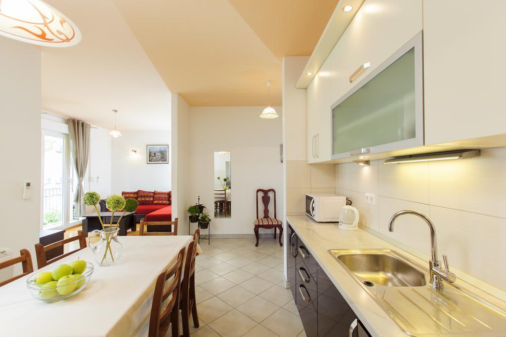 Amigo Comfort Apartments Σπλιτ Δωμάτιο φωτογραφία